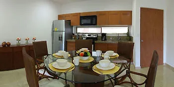 Отель Tulum Nautica 4*,
